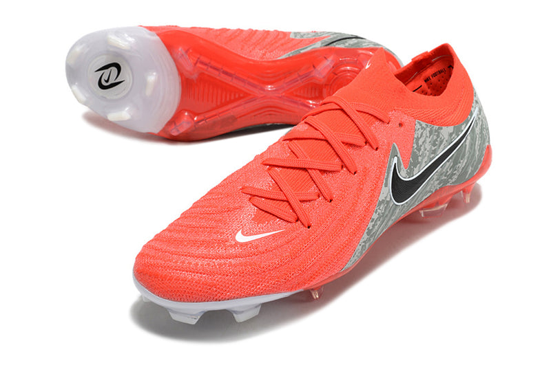 Chuteira Nike Phantom GX2 Elite Campo FG