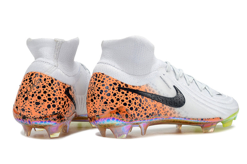 Chuteira Nike Phantom Luna 2 Elite Campo FG