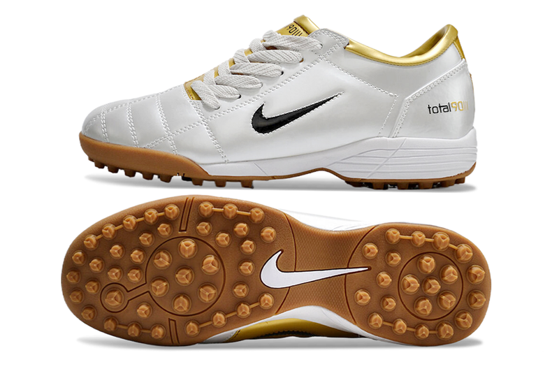 Chuteira Nike Total 90 Society TF - Branco/Dourado